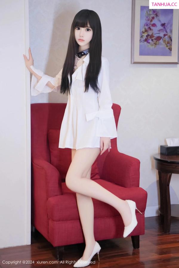   [XiuRen]高清写真图 2024.05.21 No.8573 沐言yanyan 美臀性感第9张图片